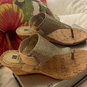All good wedge sandal comfortable with elastic light gold glitter fabric